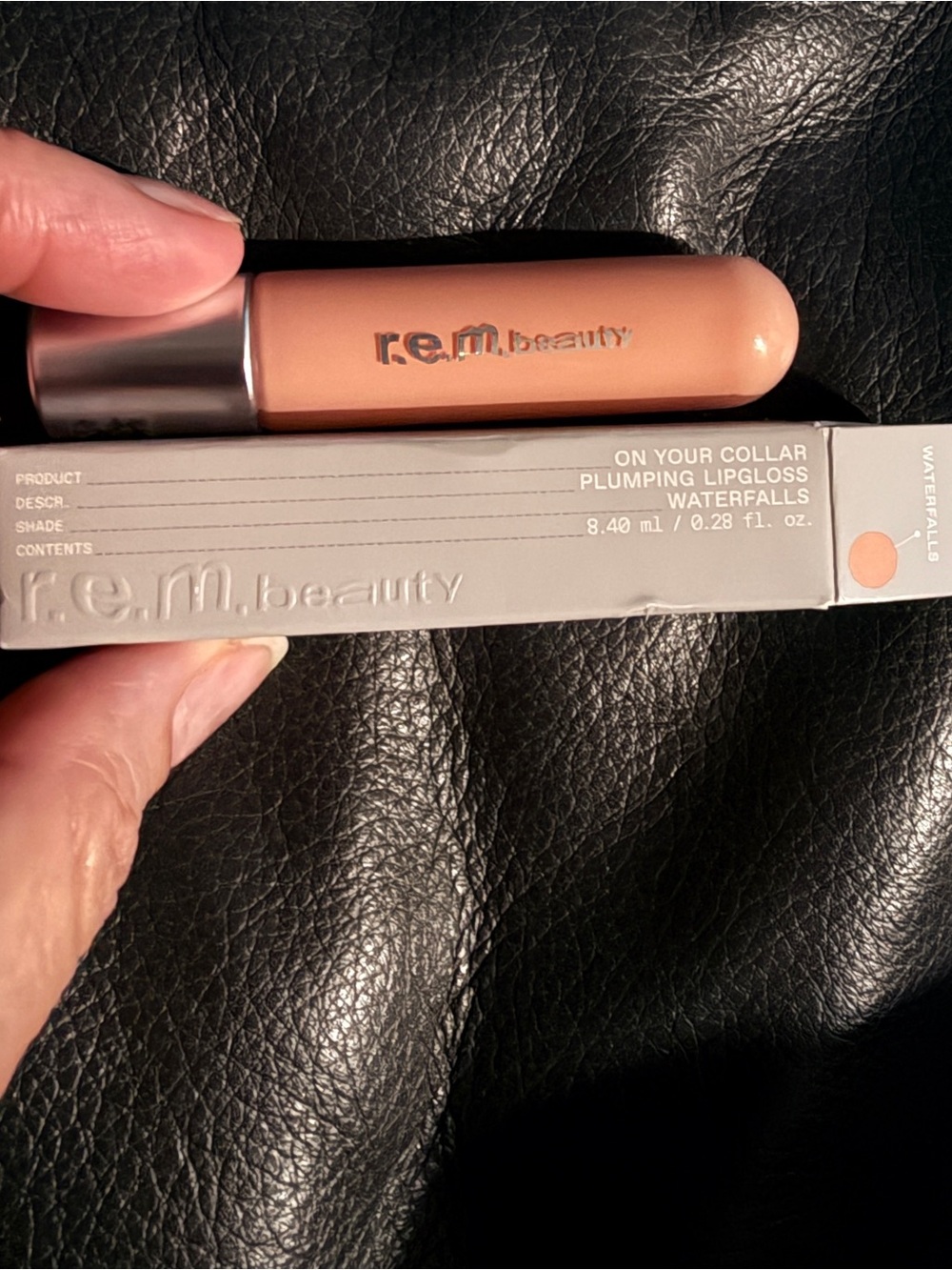 r.e.m. beauty On Your Collar Plumping Lipgloss — Waterfalls (Peach Nude)